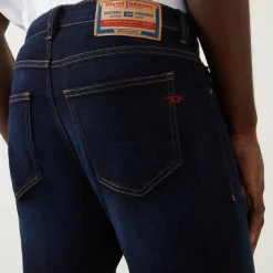 2019 D-Strukt Mid-Rise Slim Fit Jeans