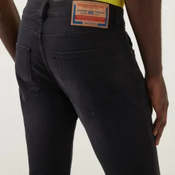 New DIESEL 2019 D-Strukt Slim Jeans