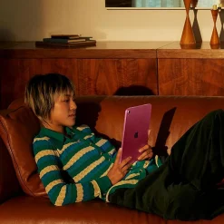 Clearance APPLE 11 Inch iPad 128GB Pink