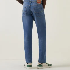 New DIESEL 1986 Larke-Beex Tapered Jeans