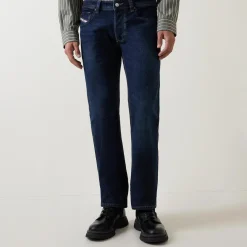 1985 Larkee Straight Leg Jeans