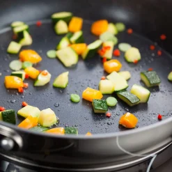 7000 Non-Stick Sauteuse Pan 24cm