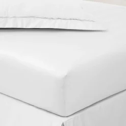 New DORMA 500 Thread Count Fitted Sheet  White
