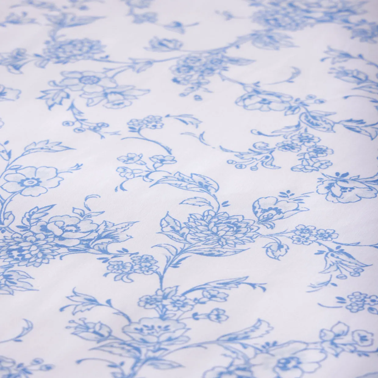 180 Thread Count Garden Bouquet Pillowcase Set