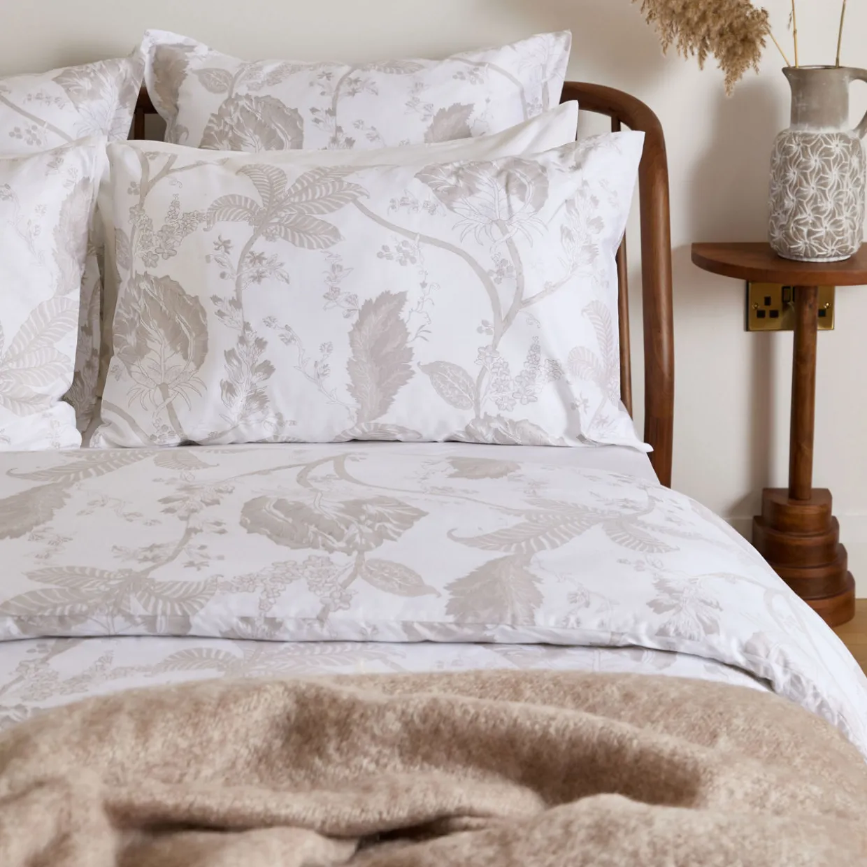 300 Thread Count Jacobean Pillowcase Set