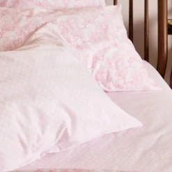 300 Thread Count Pink Trellis Pillowcase Set