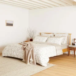 Sale FOXFORD 300 Thread Count Roman Floral Pillowcase Set