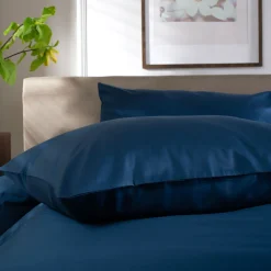 New THE LYNDON COMPANY 400 Thread Count Sateen Housewife Pillowcase Pair Navy