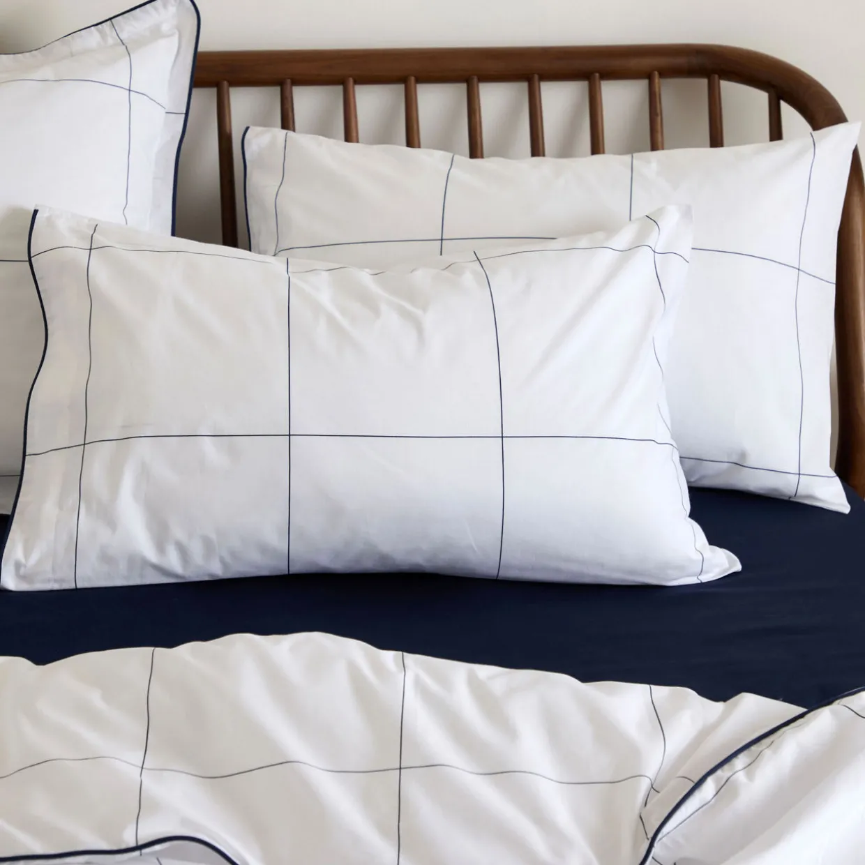 300 Thread Count Windowpane Pillowcase Set