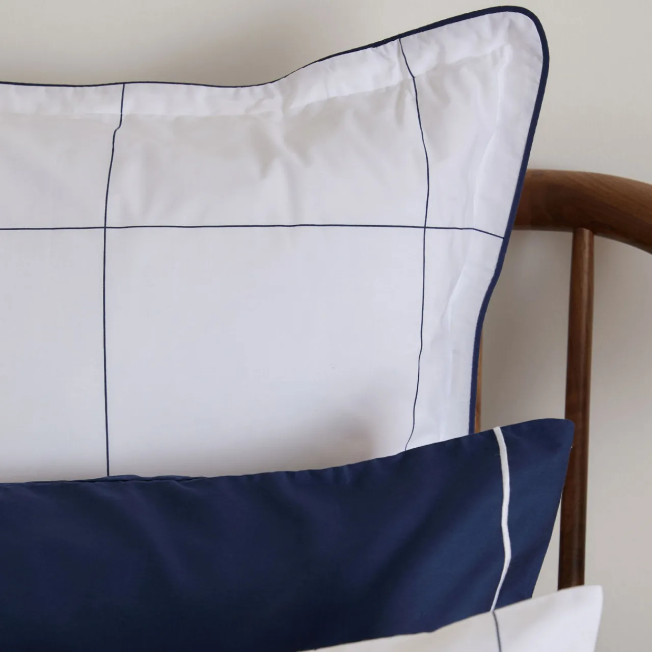 Outlet FOXFORD 300 Thread Count Windowpane Oxford Pillowcase