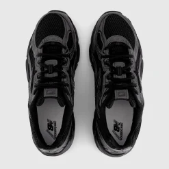 Clearance NEW BALANCE 740 V2 Trainers