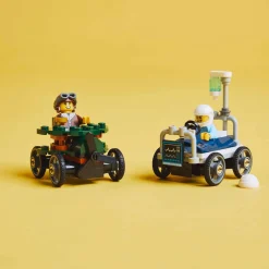 Hot LEGO Aeroplane vs Hospital Bed Race Car Pack