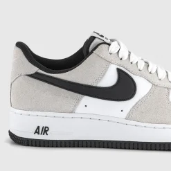 Sale NIKE Air Force 1 07 Trainers