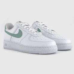 Discount NIKE Air Force 1 Low-Top Trainers