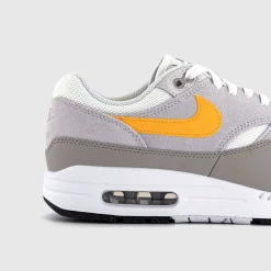 Outlet NIKE Air Max 1 Trainers