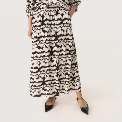 Alize Abstract Print Skirt