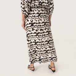 Alize Abstract Print Skirt