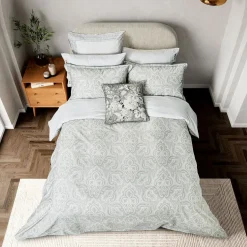 Amalia Cushion White and Silver