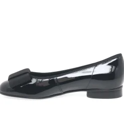 Assist Bow Ballet Flats