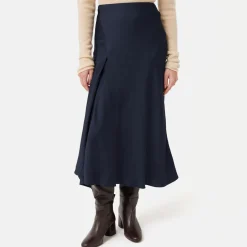 Asymmetric Bias Skirt