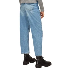 Authentic Barrel Leg Jeans