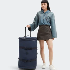 Aviana Large Wheeled Travel Case