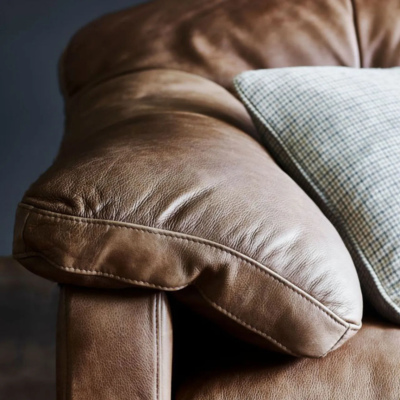 New ALEXANDER & JAMES Bailey 3-Seater Sofa