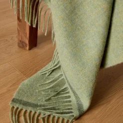 Blackwater Lambswool Throw