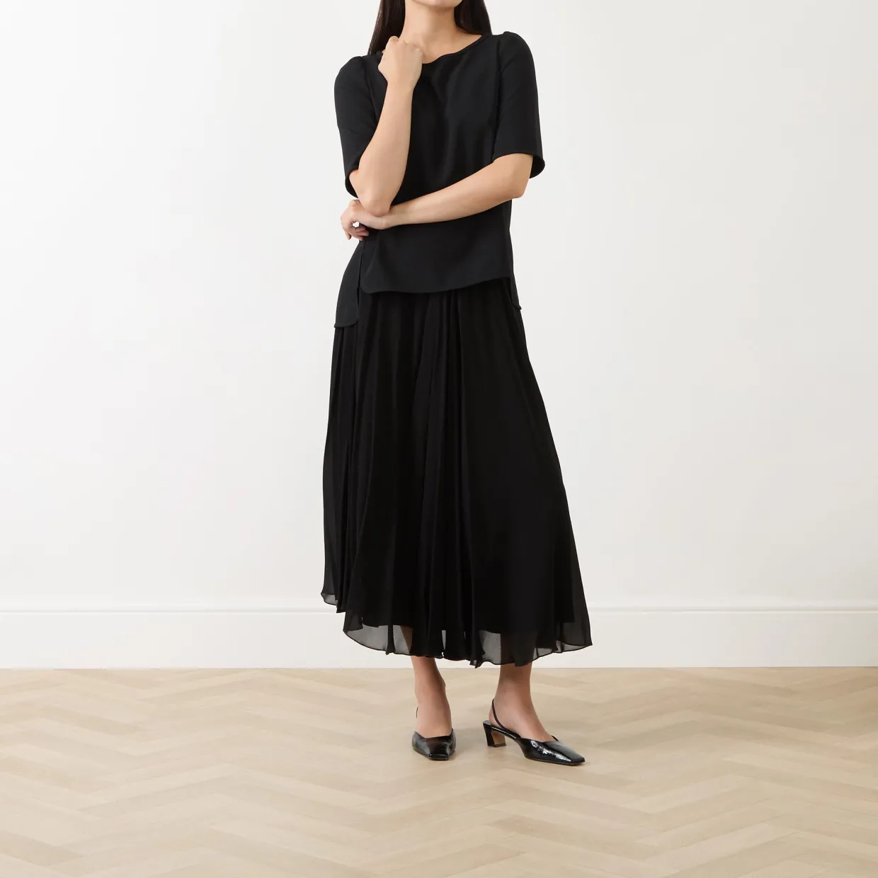 Brado Pleated Skirt