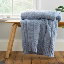 Cable Knit Throw Blue