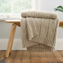 Cable Knit Throw Natural