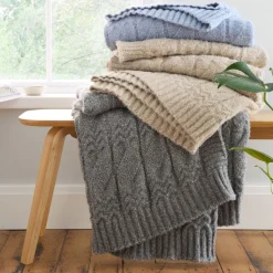 Cable Knit Throw Natural