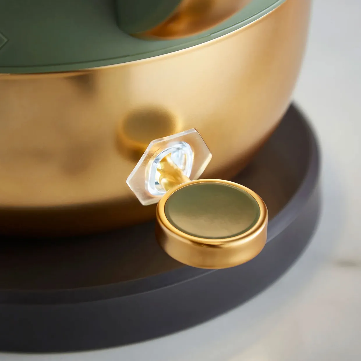 Cassini 1.7L Jug Kettle Olivine