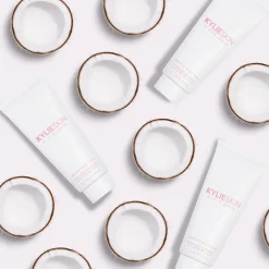 Hot KYLIE BY KYLIE JENNER Coconut Body Scrub