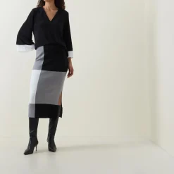 Contrast Trim Blouse