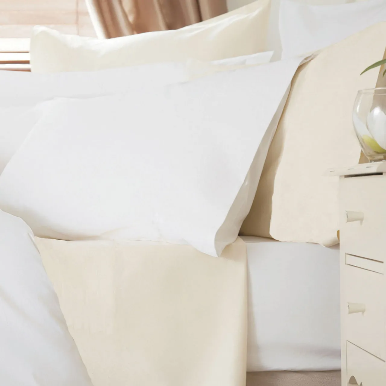 Discount BELLEDORM Cotton 4 Pack Pillowcase White