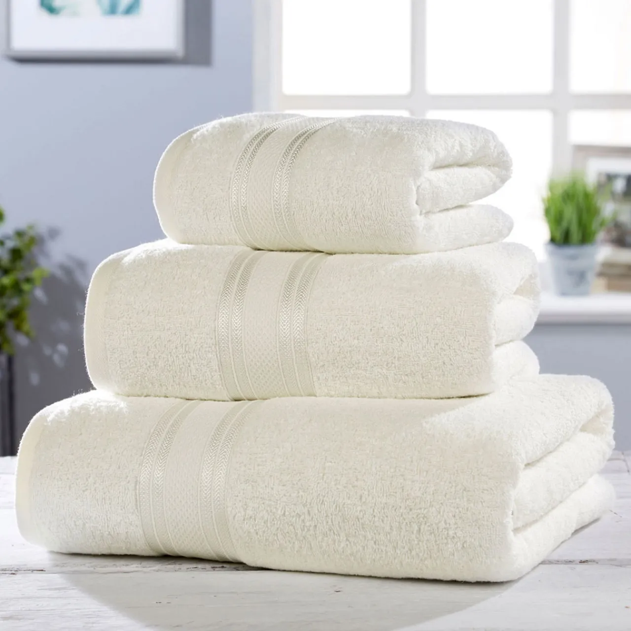 Clearance VANTONA Cotton Towel Cream