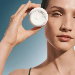 New LA MER Crème de Moisturizing Cream