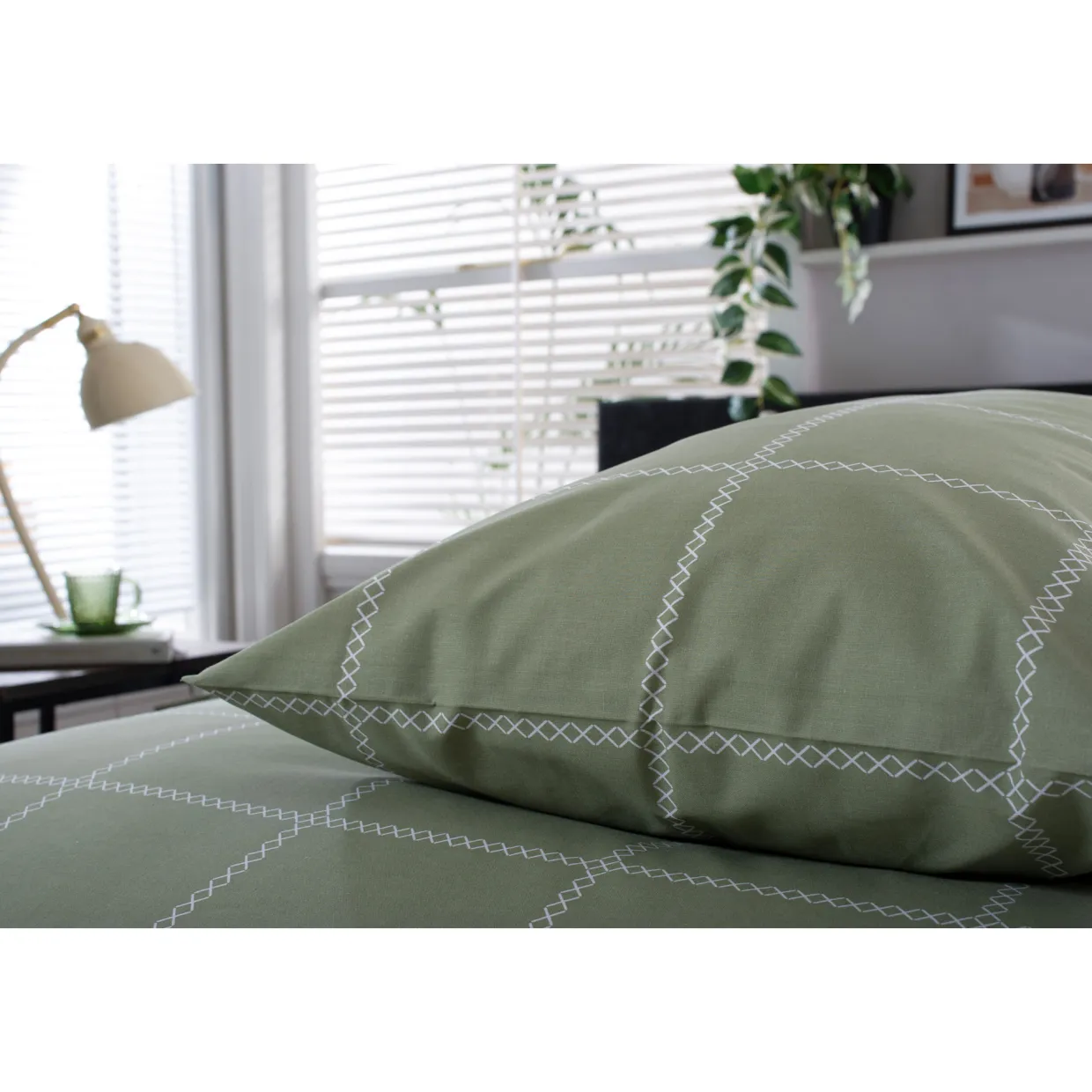 Crossley Heath Duvet Set Green/White