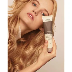 Hot AVEDA Damage Remedy™ Daily Hair Repair