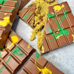 Fashion SUGAR PLUM SWEETERY Dubai Inspired Chocolate Bar 145g