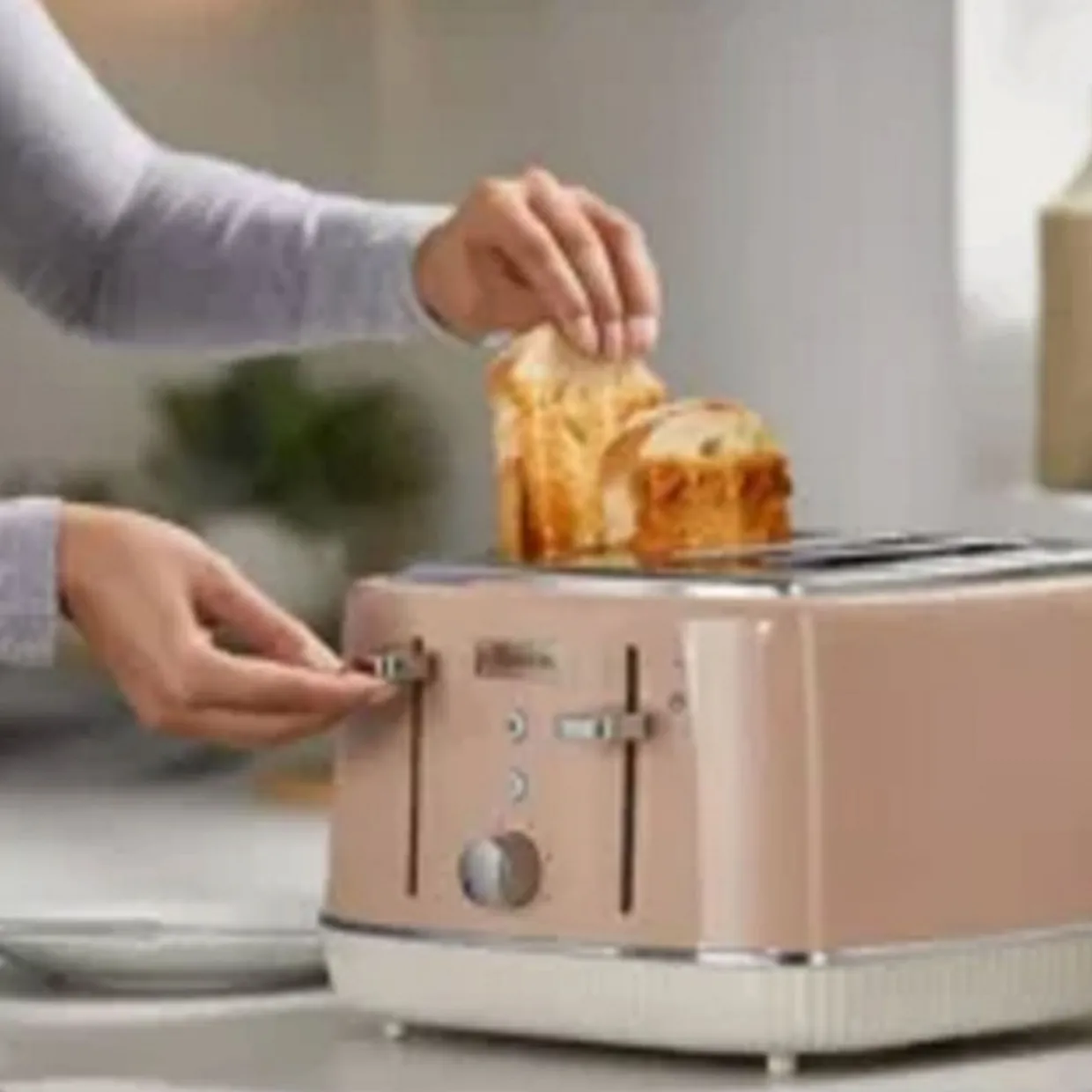 Elegancy 4 Slot Toaster
