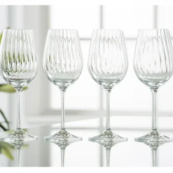 Erne Set of Four Wine Glasses