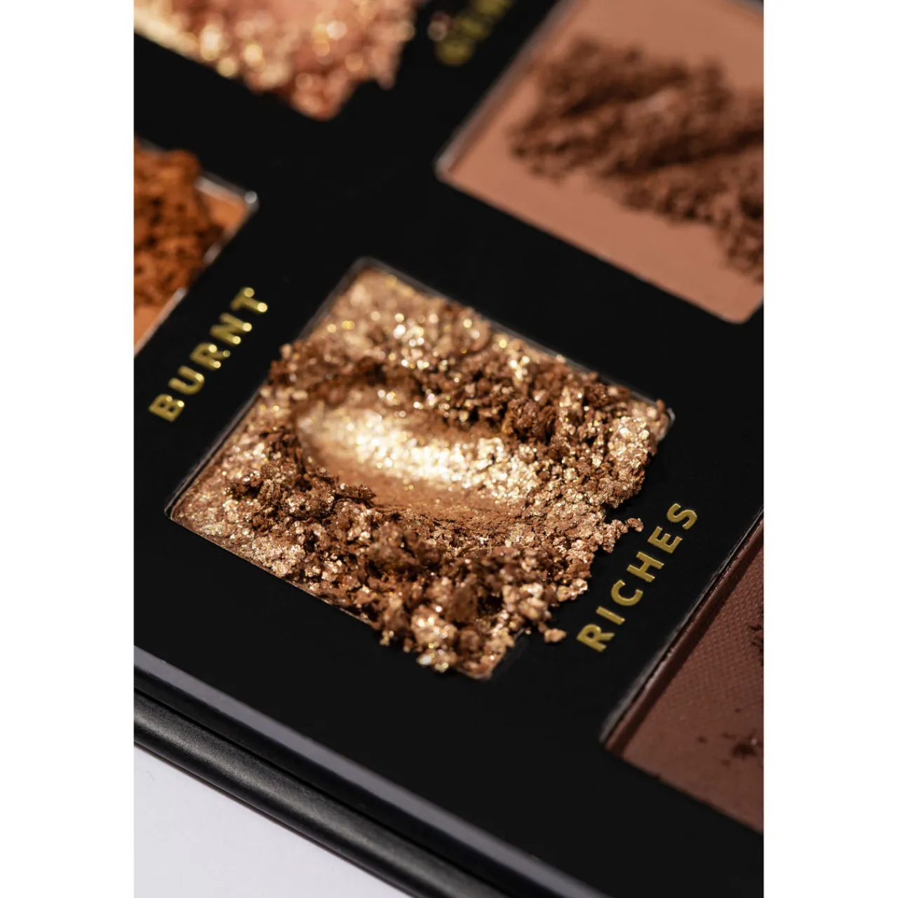 Outlet KASH BEAUTY Eternal Treasure Eyeshadow Palette