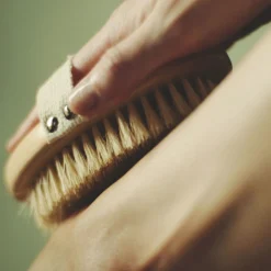 Outlet VOYA Exfoliating Body Brush & Cotton Pouch