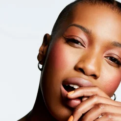 Hot MAC Extra Dimension Blush