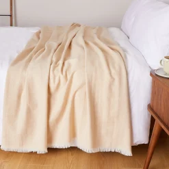 Fashion FOXFORD Extra Large Lambswool Throw Camel