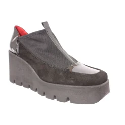 G1264 Slip-On Wedges