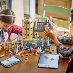 Harry Potter™ Hogwarts™ Castle: The Main Tower Set