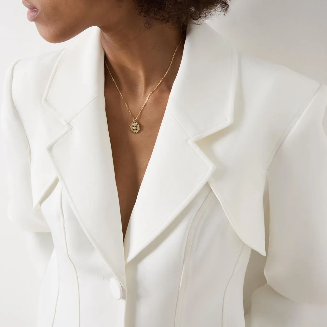 Heritage Bloom Mini Pendant Necklace